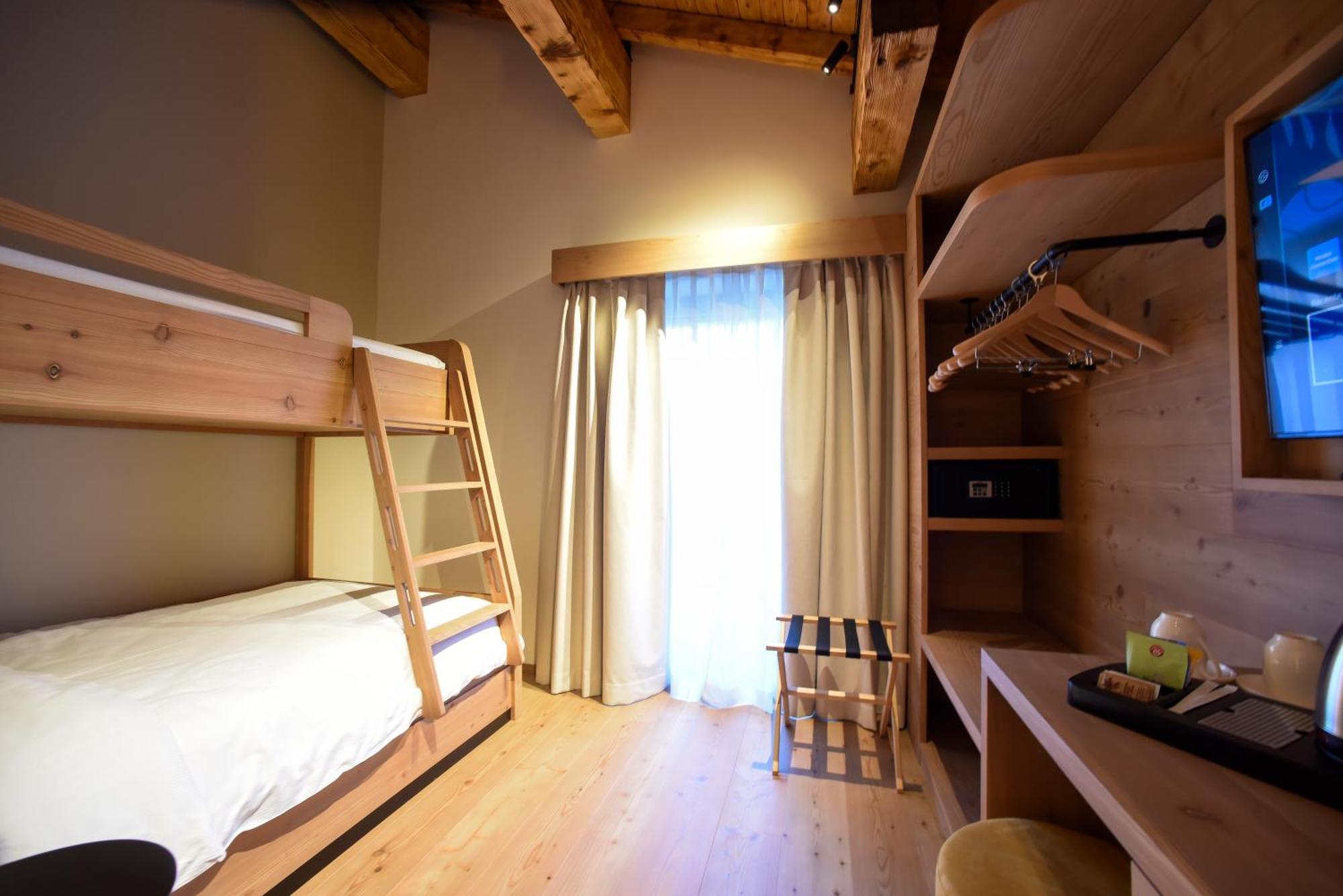 Naturae Lodge Wellness & Spa Alleghe Exteriör bild
